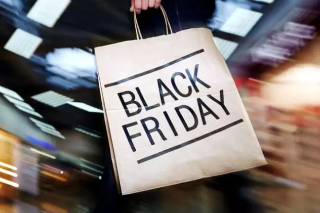Black Friday 2019. Reduceri uriașe de până la 80% la haine, încălțăminte și accesorii