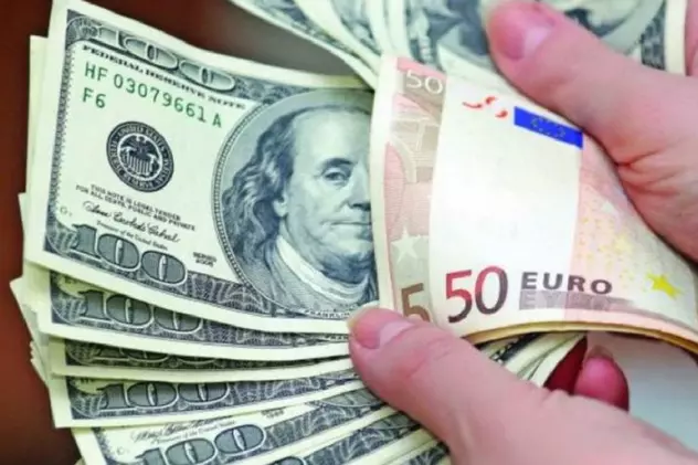 Curs valutar 12 februarie 2020 | Leul s-a apreciat față de euro și de dolarul american. Unde găsim cel mai bun curs