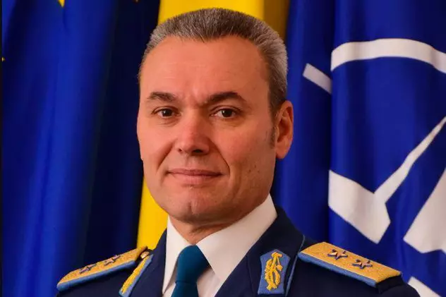 Cine este comandantul paradei militare de anul acesta. A fost primul ofițer român decorat cu medalia NATO pentru Serviciu Merituos