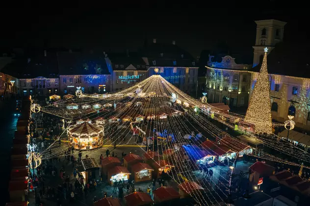 Târgul de Crăciun din Sibiu face furori în presa internațională. E printre atracțiile Europei care trebuie vizitate de sărbători