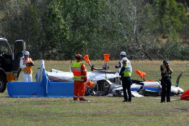 Patru persoane au decedat după ce două avioane de mici dimensiuni s-au ciocnit în aer, în Australia