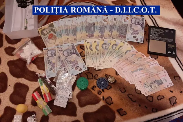 Nouă traficanţi de droguri, arestaţi de DIICOT. Zeci de percheziţii în Giurgiu şi Bucureşti