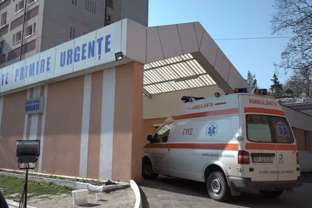 Anchetă epidemiologică la spitalul din Botoșani. Un adolescent internat inițial cu fractură, confirmat cu coronavirus