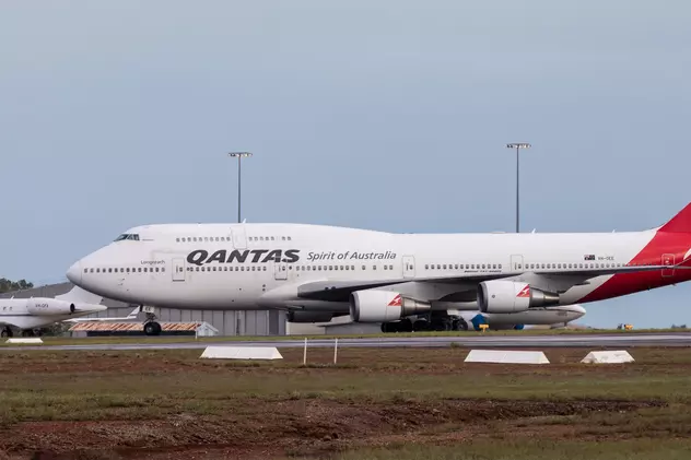 Qantas anulează un sfert din zboruri