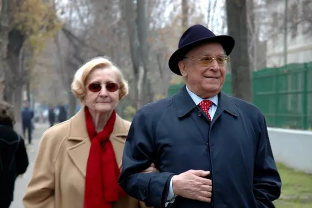 VIDEO Ion Iliescu, la 90 de ani: ”Nu-i ca la 19, dar capul e întreg”. Cu cine a sărbătorit fostul președinte al României
