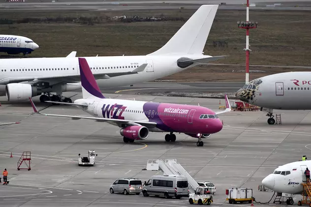 Avion Wizz Air, decolat din România spre Dubai, a aterizat forțat la Ankara, după ce pasagerii au fost amenințați cu moartea de doi pakistanezi