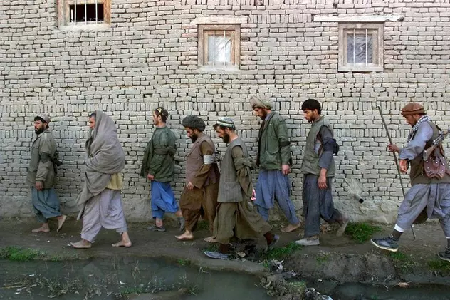 Peste 12.000 de prizonieri vor fi eliberaţi în Afganistan, pentru a se evita răspândirea COVID-19 în închisori