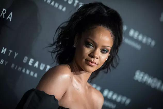 Rihanna donează 2 milioane de dolari pentru victimele violenței domestice