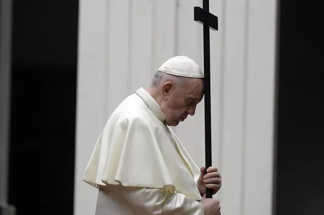 Papa Francisc se declară ”îndurerat” de decizia Turciei de a transforma Sfânta Sofia în moschee