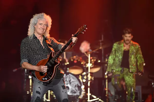 Chitaristul Brian May de la Queen a suferit un infarct, după o criză groaznică de spate. Înainte suferise un accident în grădină