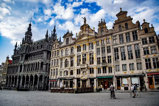 Grand Place, din Bruxelles, aproape părăsită în mijlocul pandemiei FOTO: Hepta