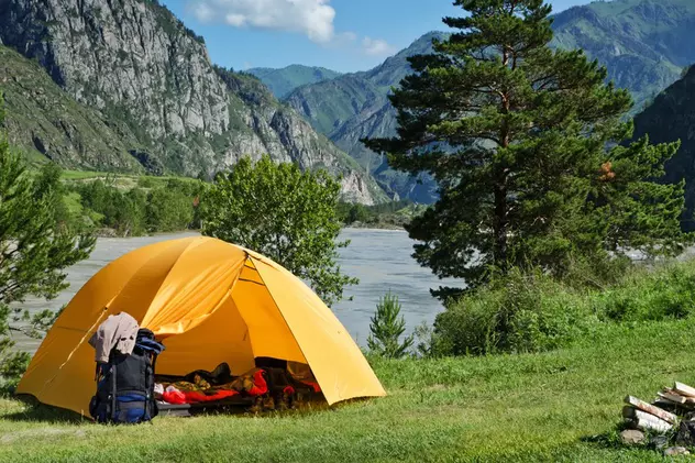 Camping cu cortul - lucruri necesare