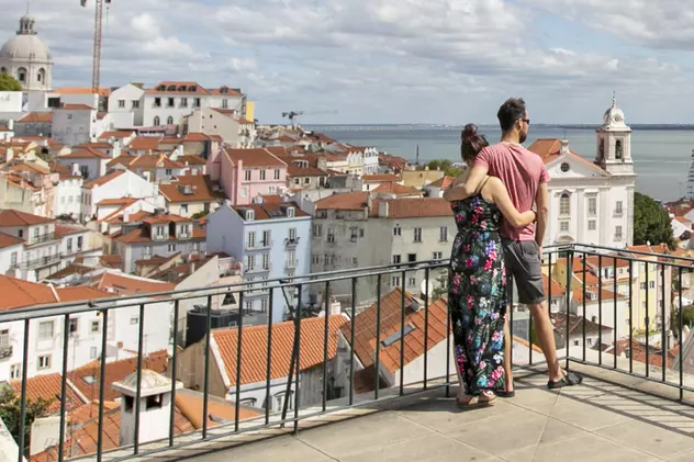 Primăria Lisabonei vrea să readucă familiile tinere în centru pentru ca toți cei care au investit în apartamente să nu piardă banii și ca să repopuleze zona istorică