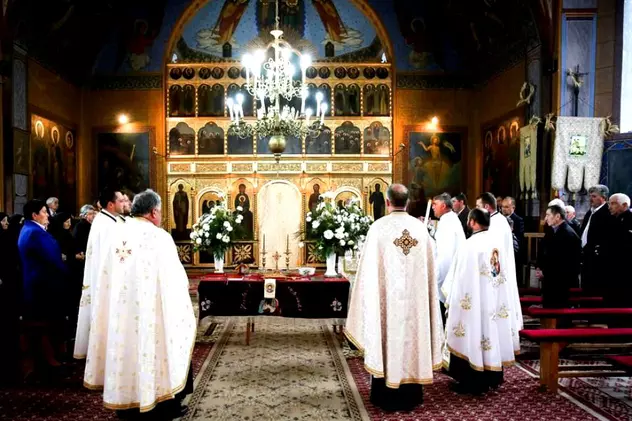 VIDEO Patriarhul Daniel, propunere fără precedent: Să se amâne Sfânta Împărtășanie, dar să se permită participarea credincioșilor la slujbe