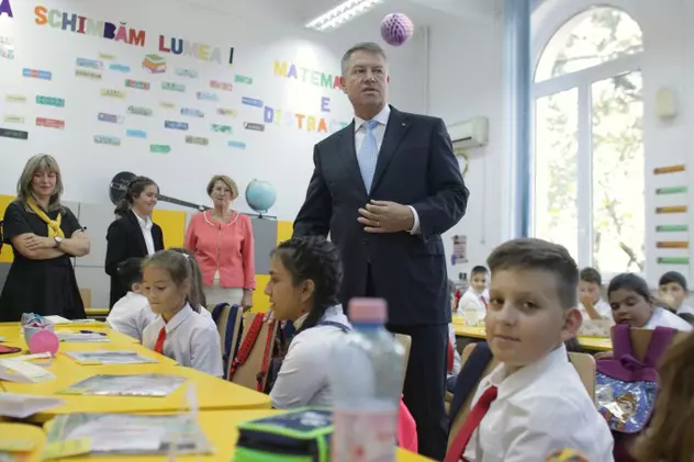 Mesajul lui Klaus Iohannis pentru copii: “Știu cât de greu v-a fost în aceste luni. Fiți aliații mei în această luptă împotriva virusului”