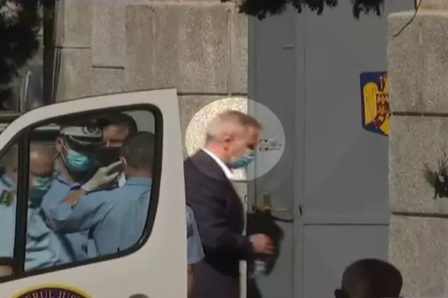 Liviu Dragnea la sosirea la DNA. Captură: Digi24