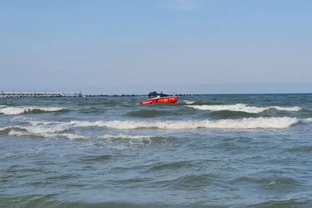 VIDEO|Un copil de 14 ani, găsit mort în Mamaia, după trei zile de căutări. Salvamarii i-au găsit trupul în mare