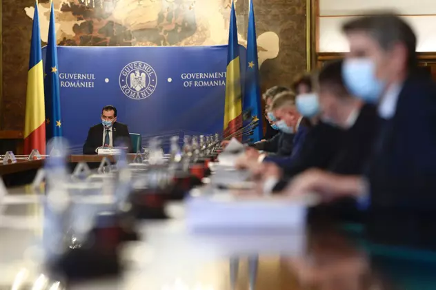 Ludovic Orban, către Anisie şi Tătaru: "Mâine să publicăm ordinul comun cu măsurile pentru deschiderea anului şcolar"