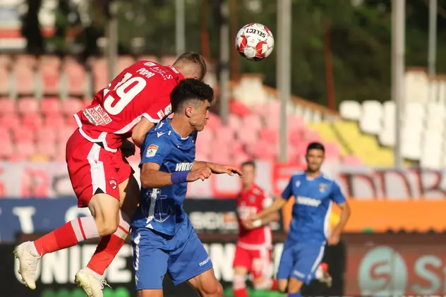 Dinamo a câștigat primul meci din play-out, după ce portarul ”câinilor” a apărat două penalty-uri