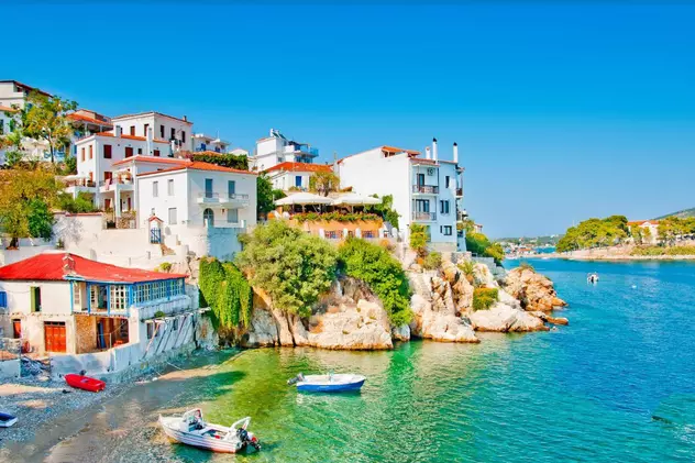 Acum turiștii pot să-și anuleze gratuit vacanțele în Skiathos și Antalya  (PUBLICITATE)