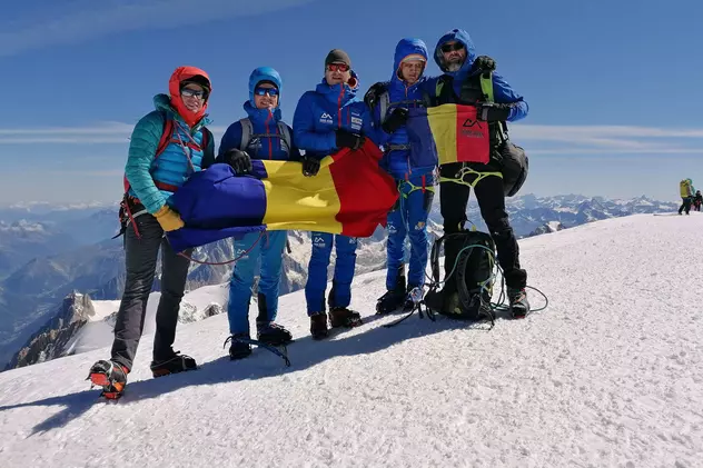 Doi sportivi români cu grave deficiențe de vedere au cucerit Mont Blanc: „Am transformat imposibilul în posibil”