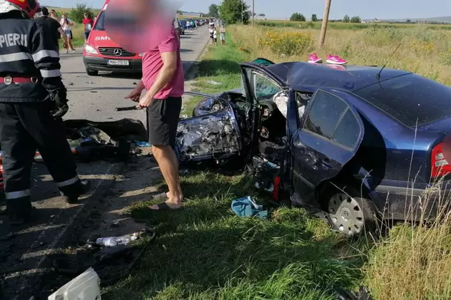 Accident grav în județul Sibiu, cu trei mașini implicate. Cinci persoane au fost rănite, inclusiv un copil de 7 ani. O femeie e în comă