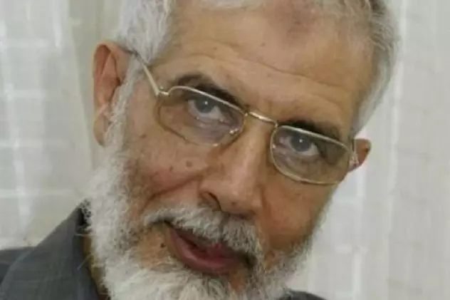 Mahmoud Ezzat, liderul interimar al celei mai vechi mişcări islamiste din Egipt, a fost arestat. Este acuzat că a condus o grupare teroristă