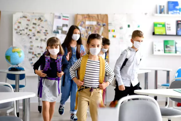 Copiii asimptomatici pot transmite virusul timp de câteva săptămâni, arată un studiu publicat înainte de începerea anului școlar FOTO: Shutterstock
