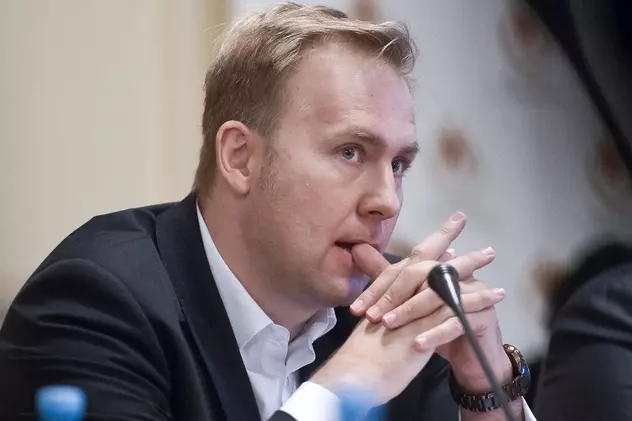 Victor Costache, despre motivele demisiei: „Orban mi-a cerut demisia, după ce am propus testarea în masă”