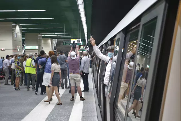 VIDEO | Cum arată metroul din Drumul Taberei. Zece stații, 50.000 de călători pe zi și tehnologie care permite circulația fără conductor