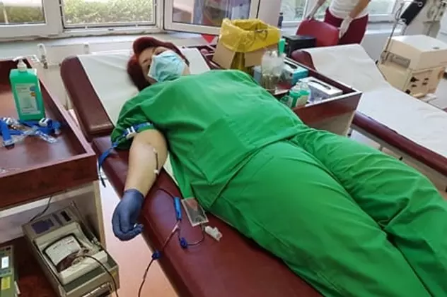 O infirmieră din Arad a donat de patru ori plasmă pentru tratarea pacienților infectați cu COVID-19