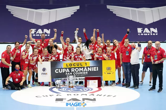 SCM Râmnicu Vâlcea a cucerit Cupa României la handbal feminin. CSM Bucureşti, marea perdantă