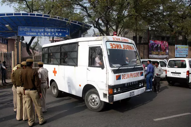 Caz șocant în India. Un bărbat, tatăl a cinci fete, i-a tăiat burta șoției pentru a afla dacă al șaselea copil este băiat (foto EPA)