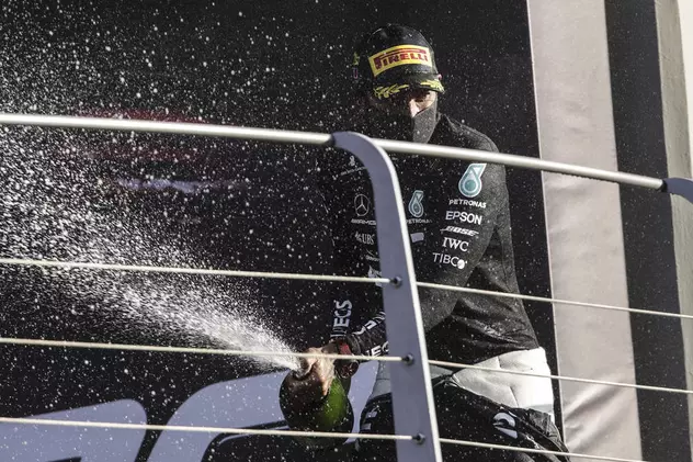 Lewis Hamilton a câștigat Marele Premiu de Formula 1 al Toscanei. A 90-a victorie a carierei pentru pilotul britanic