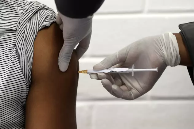Câte vaccinuri intră în linie dreptă în cursa anti-Covid