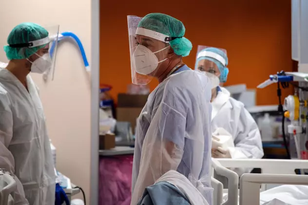 O asistentă și un medic de la Spitalul Județean din Gorj, cercetați disciplinar pentru relații intime în secția ATI
