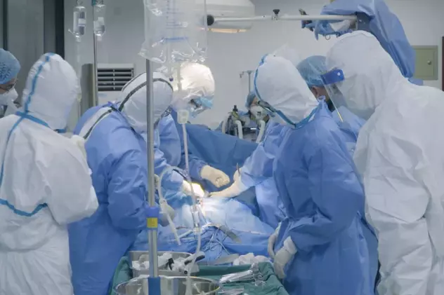 Prima pacientă supusă unui transplant pulmonar în pandemie, la Spitalul Sfânta Maria din București, a murit. Explicațiile unității medicale