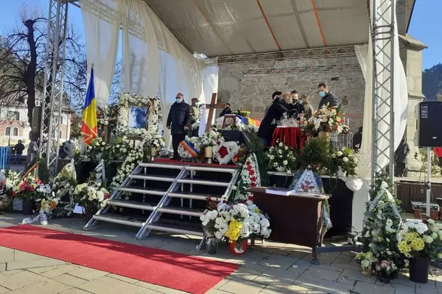 VIDEO | Draga Olteanu Matei a fost înmormântată astăzi, la Piatra Neamț, cu onoruri militare