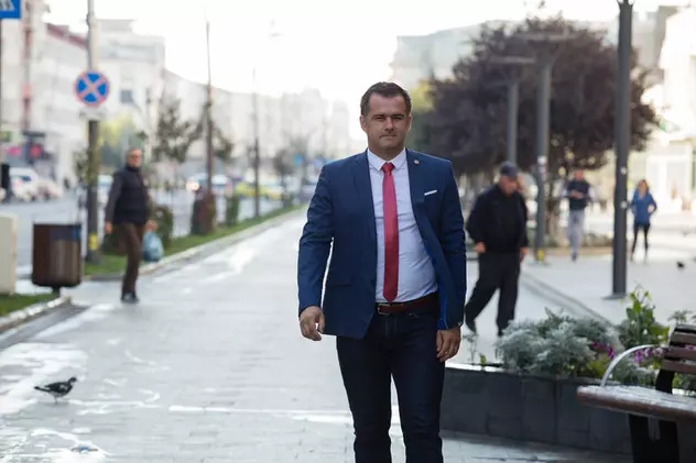 ﻿Primarul din Bacău vrea referendum local pentru impunerea restricțiilor suplimentare împotriva răspândirii COVID-19