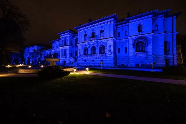 Palatul Cotroceni și Palatul Victoria, iluminate în albastru, de Ziua Drepturilor Copilului
