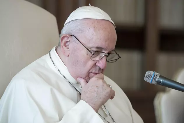 Papa Francisc va fi vaccinat săptămâna viitoare﻿. „O alegere etică. Te joci cu viața ta, dar și cu viața altora”. Medicul său a murit cu COVID