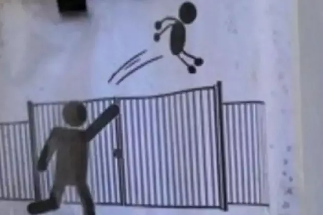VIDEO | Afiș pentru părinți la o școală din Franța: nu mai aruncați copiii peste gard