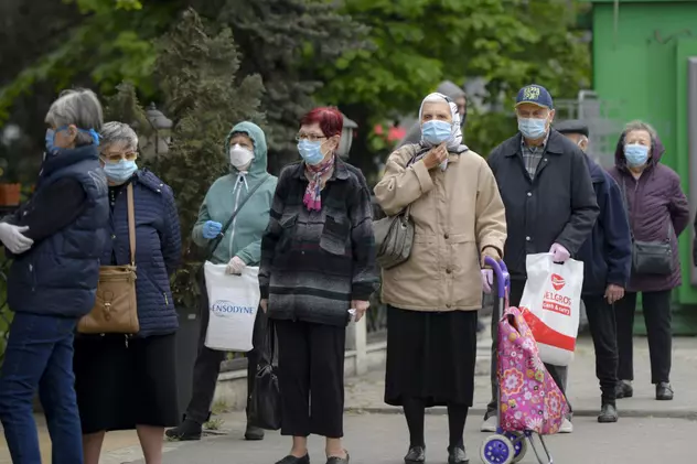 Cum spune Comitetul de vaccinare că se pot înscrie românii de peste 65 de ani și de ce ezită medicii de familie