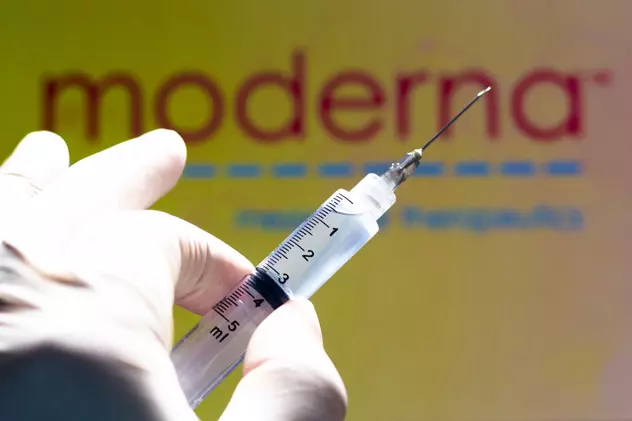 UE a autorizat vaccinul Moderna împotriva COVID (foto shutterstock)