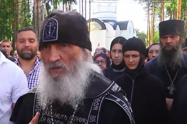 VIDEO | Un preot excomunicat i-a încurajat pe copiii din Rusia să se sinucidă pentru binele țării. Bărbatul a fost arestat cu scandal