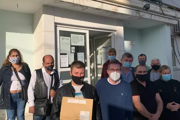 Un român din Grecia, al cărui plic cu votul prin corespondență s-a întors la el, a străbătut 140 km dus-întors pentru a vota