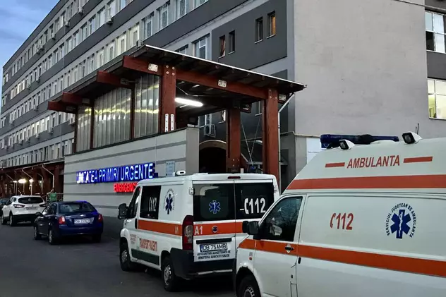 Numărul de persoane programate la vaccin în Spitalul Județean Târgoviște este dublu față de capacitate din cauza unei erori tehnice