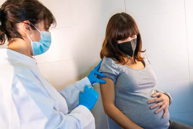 ﻿Dr. Vlădăreanu: „Apelăm să nu se facă excese împotriva femeilor gravide care vor să se vaccineze anti-COVID”