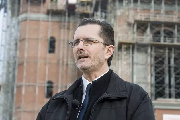 Purtătorul de cuvânt al Patriarhiei, infectat cu COVID. Vasile Bănescu: „Din fericire, apucasem să fac prima doză de vaccin”
