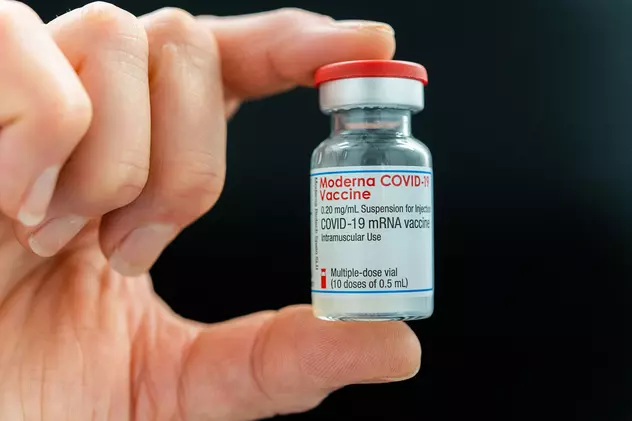 Moderna a început un studiu clinic pentru un nou vaccin anti-COVID
